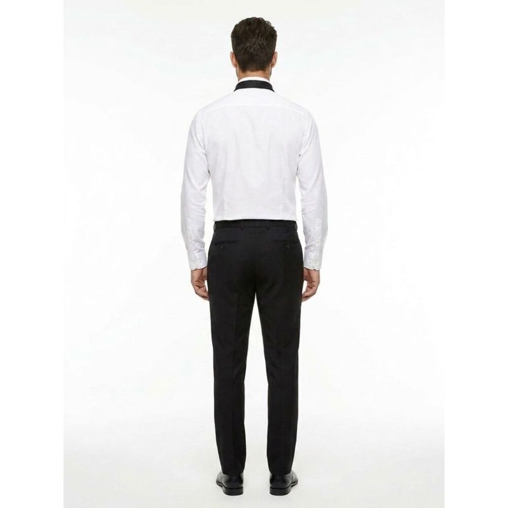 Givenchy Black And White Silk Men's Tie - Picture 4 of 4